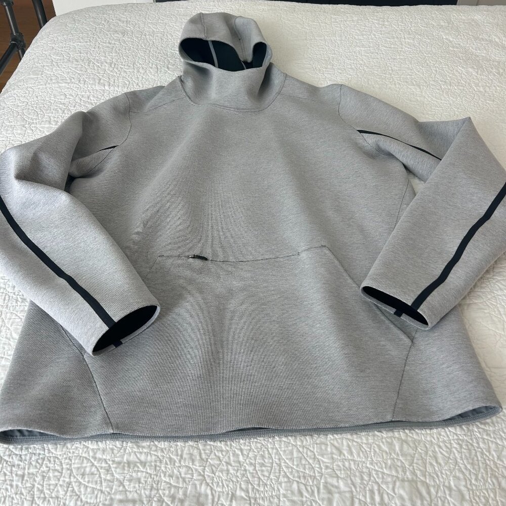 Lululemon Mens Pullover Hoodie Size M